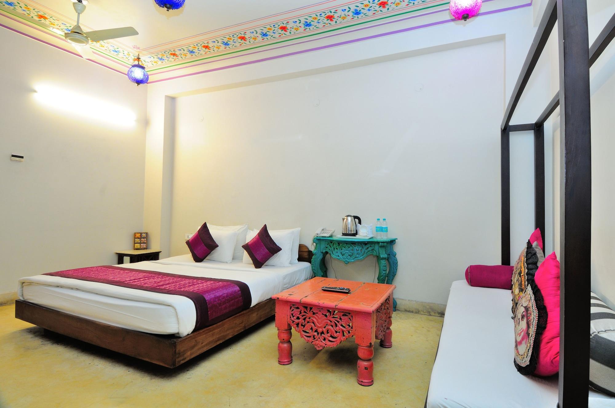 Staybook-Jyoti Mahal A Heritage Hotel Нью-Дели Экстерьер фото