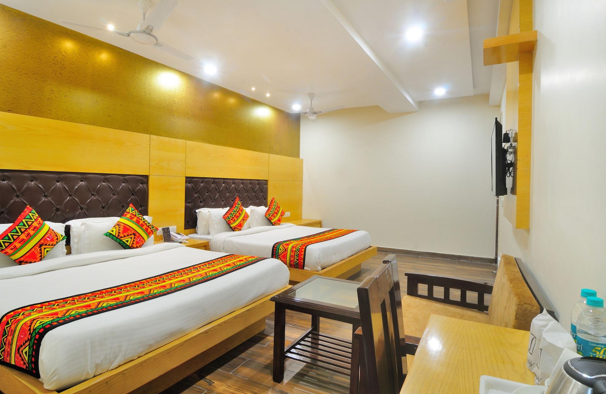 Staybook-Jyoti Mahal A Heritage Hotel Нью-Дели Экстерьер фото
