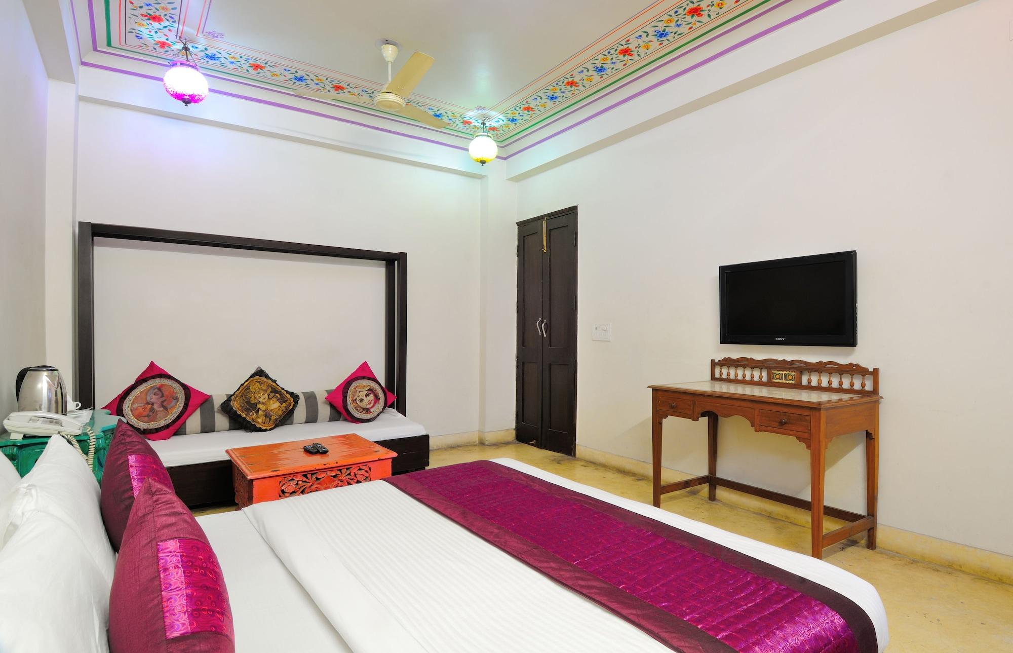 Staybook-Jyoti Mahal A Heritage Hotel Нью-Дели Экстерьер фото
