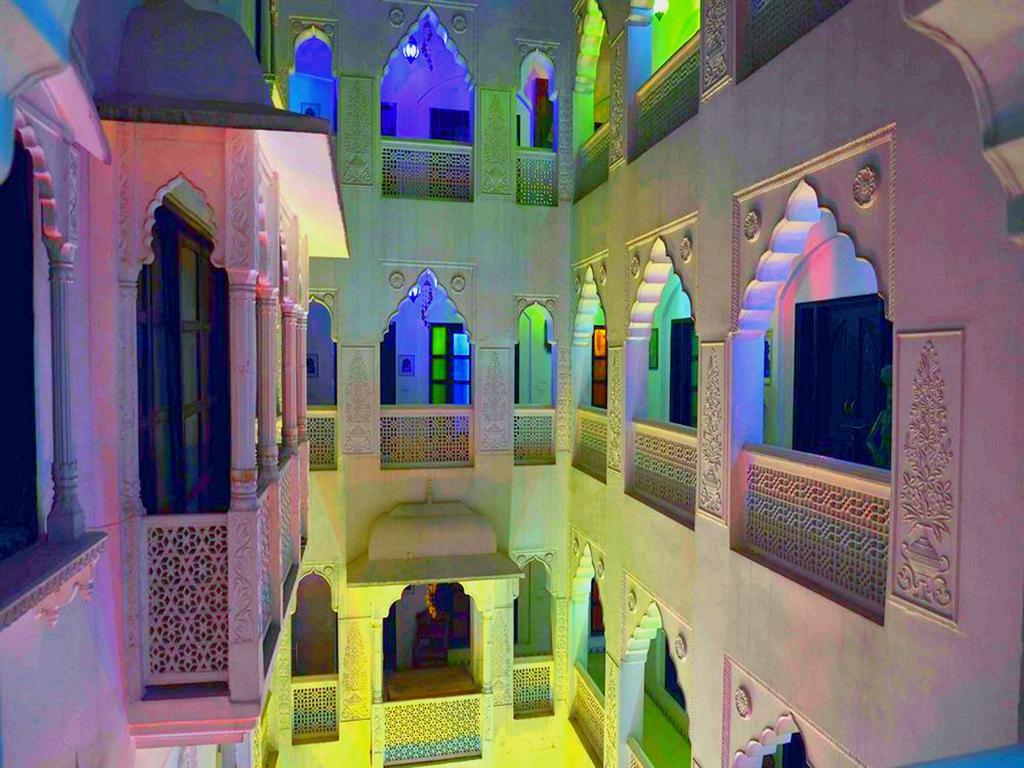 Staybook-Jyoti Mahal A Heritage Hotel Нью-Дели Экстерьер фото