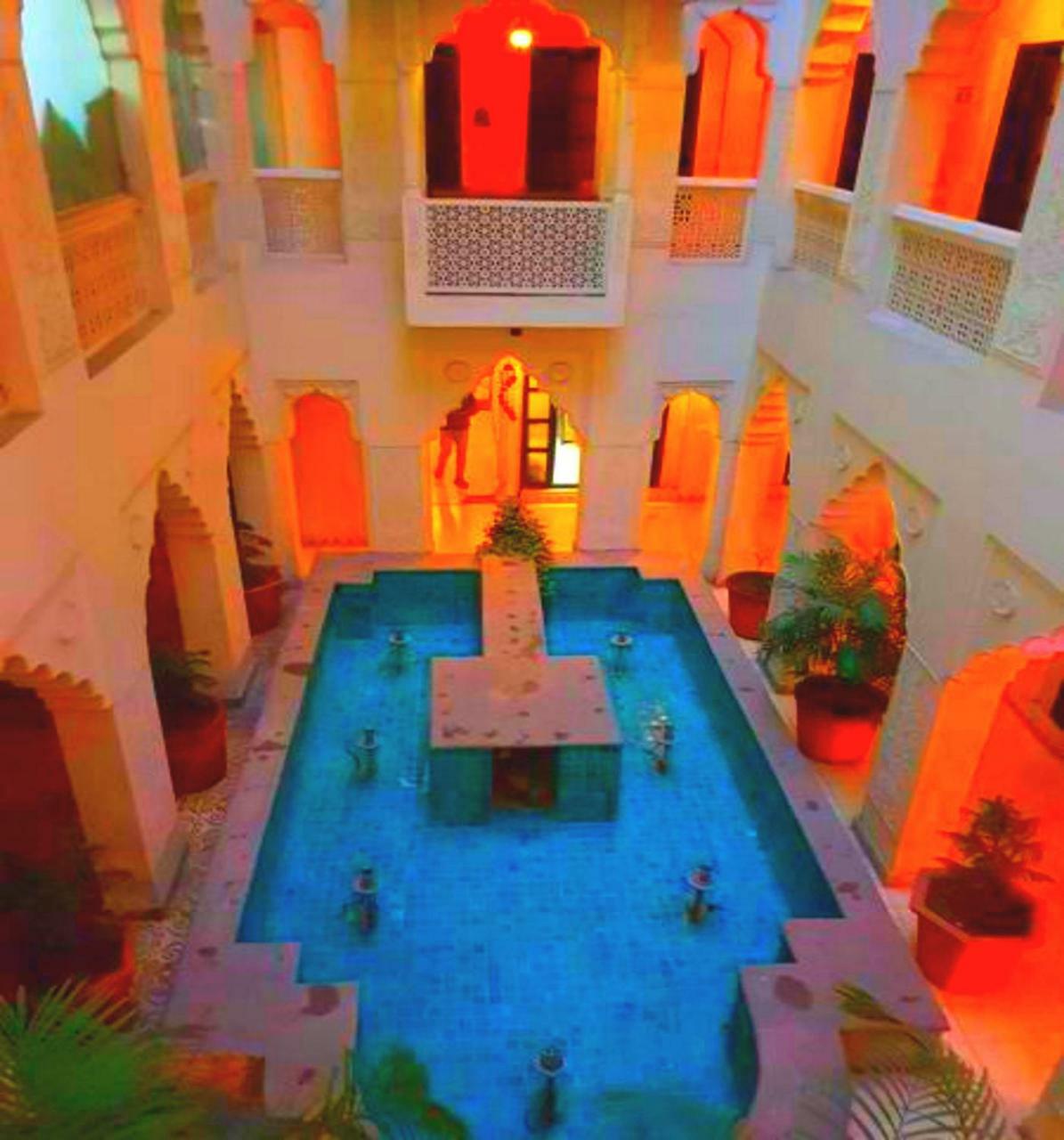 Staybook-Jyoti Mahal A Heritage Hotel Нью-Дели Экстерьер фото
